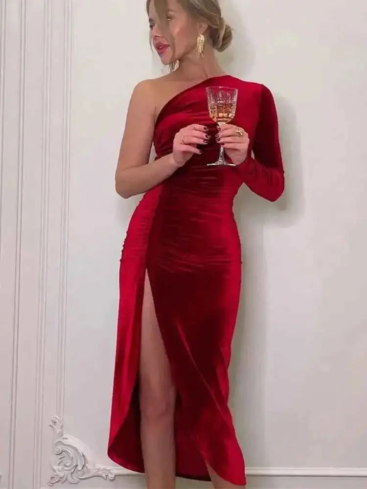 Emerald Green One-Shoulder Dress with Diagonal Collar Pattern in Velvet - Wear Spot